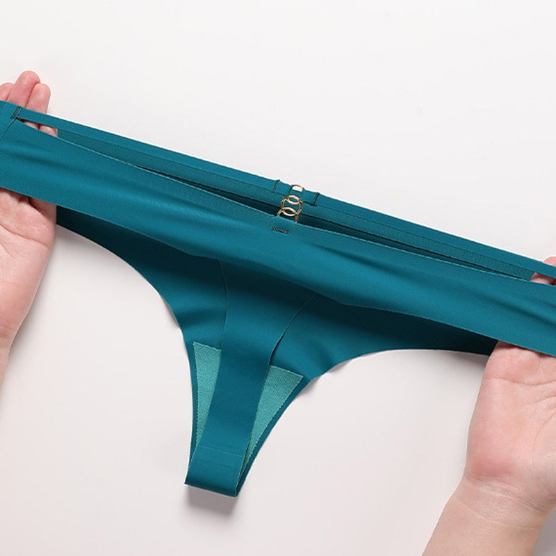 Low-Rise Seamless Panties for All Occasions