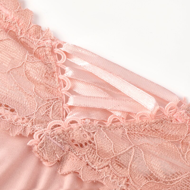 Alluring Women's Lace Panties - Feminine and Flirty Briefs for Intimate Moments